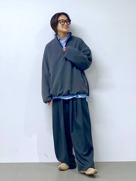 「アイテム（ブルゾン、グレー系）」を使った、OKAWAさん（レディース・161cm）の秋コーディネート