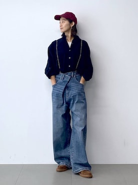 「アイテム（サスペンダー）」を使った、OKAWAさん（レディース・161cm）の秋コーディネート