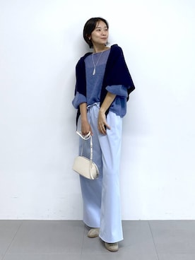 「アイテム（ストール/ショール）」を使った、OKAWAさん（レディース・161cm・20代）の秋コーディネート