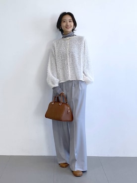 「アイテム（シューズ、イエロー系）」を使った、OKAWAさん（レディース・161cm）の冬コーディネート