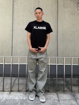 「XLARGE（エクストララージ）のRHINESTONE LOGO S/S TEE（Tシャツ/カットソー、ピンク系）」を使った、香村大貴さん（メンズ・165cm）の夏コーディネート