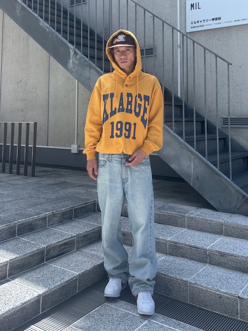 XLARGE原宿香村大貴さんのパーカーを使ったコーディネート XLARGE原宿香村大貴さんのパーカーを使ったコーディネート