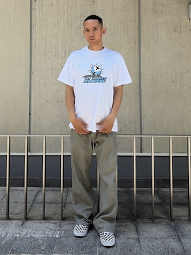 「XLARGE（エクストララージ）のX BALL LOGO S/S TEE（Tシャツ/カットソー、ホワイト系）」を使った、香村大貴さん（メンズ・165cm）の夏コーディネート