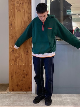 「アイテム（パーカー）」を使った、香村大貴さん（メンズ・165cm・20代）の秋コーディネート