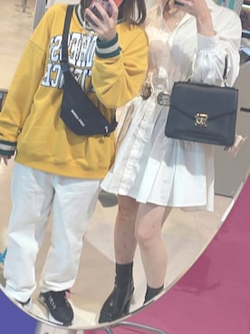 シャツワンピースを使った モノクロコーデ の人気ファッションコーディネート Wear