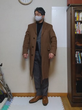 「no brand（ノーブランド）のアイテム（チェスターコート）」を使った、加藤智雅さん（メンズ・172cm）の秋コーディネート