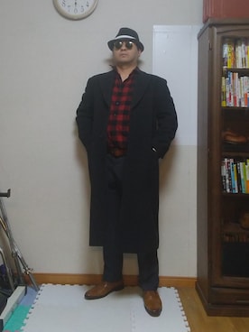 「フランネルシャツ」｜「アイテム（チェスターコート）」を使った、加藤智雅さん（メンズ・172cm）の秋コーディネート