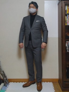 「Paul Smith（ポールスミス）のアイテム（スーツセット）」を使った、加藤智雅さん（メンズ・172cm）の秋コーディネート