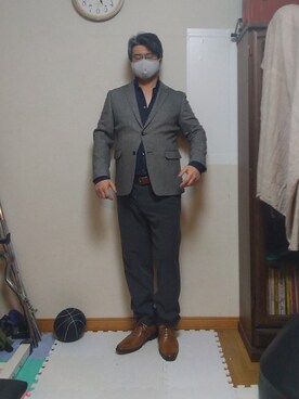 「HUGO BOSS（ヒューゴボス）のアイテム（トップス）」を使った、加藤智雅さん（メンズ・172cm）の春コーディネート