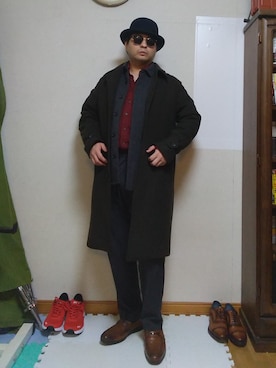 「オーバーサイズシャツ」｜「アイテム（ジャケット/アウター）」を使った、加藤智雅さん（メンズ・172cm）の秋コーディネート