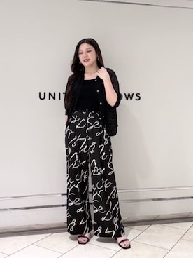 「UNITED ARROWS（ユナイテッドアローズ）の2ライン ミュール/サンダル（サンダル、ブラック系）」を使った、矢作（yahagi）さん（レディース・158cm）の夏コーディネート