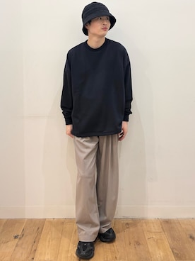 「SENSE OF PLACE by URBAN RESEARCH(センスオブプレイスバイアーバンリサーチ)のドローコードクルーネックスウェット(スウェット、ブルー系)」を使った、yukiさん(メンズ・168cm)の秋コーディネート