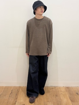 「SENSE OF PLACE by URBAN RESEARCH(センスオブプレイスバイアーバンリサーチ)のエアフェザーロングTシャツ(Tシャツ/カットソー、ブラウン系)」を使った、yukiさん(メンズ・168cm)の秋コーディネート