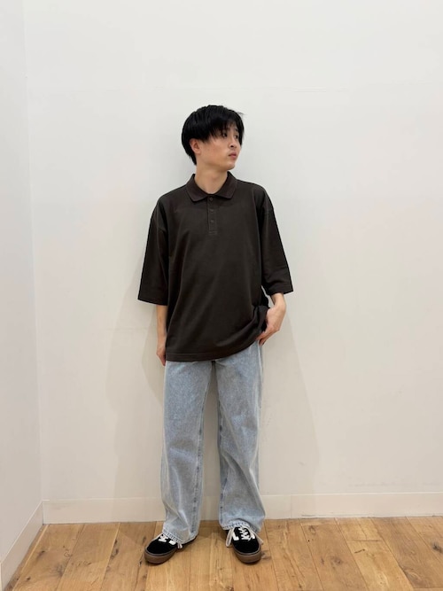 ストレートデニムパンツ