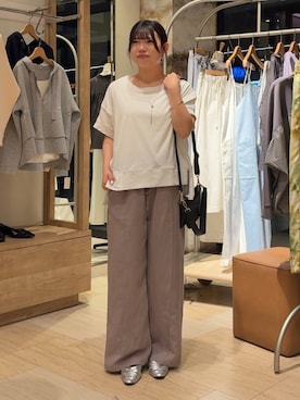 「Jena espace merveilleux（ジェナ　エスパスメルヴェイユ）の【お気に入り件数1万人突破！】ビッグ変形Tシャツ（Tシャツ/カットソー、ホワイト系）」を使った、うたさん（レディース・158cm）の春コーディネート