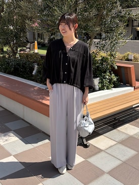 「Jena espace merveilleux（ジェナ　エスパスメルヴェイユ）の裾リボンドロストシャツ（シャツ/ブラウス、ブラック系）」を使った、うたさん（レディース・158cm）の春コーディネート