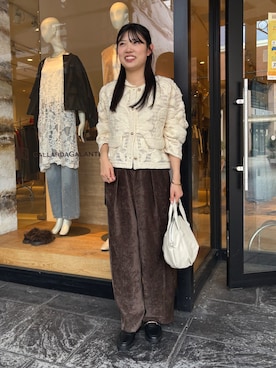 「Jena espace merveilleux(ジェナ エスパスメルヴェイユ)のレースジャケット(ベスト、ホワイト系)」を使った、うたさん(レディース・158cm)の秋コーディネート
