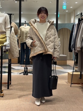 「アイテム（ダウンジャケット/コート、ベージュ系）」を使った、うたさん（レディース・158cm）の秋コーディネート