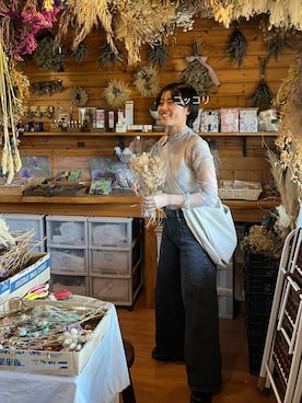 「アイテム（シューズ）」を使った、椿井紗代さん（レディース・158cm・10代）の秋コーディネート