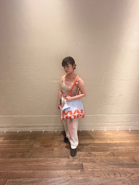 「アイテム（コインケース）」を使った、椿井紗代さん（レディース・158cm）の秋コーディネート