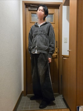 「ADRER（アドラー）のアイテム（パーカー）」を使った、シュンヤ shunyaさん（メンズ・180cm）の春コーディネート