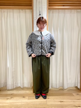 「刺繍」｜「アイテム（ノーカラージャケット）」を使った、かわもと　ももこさん（レディース・158cm）の冬コーディネート