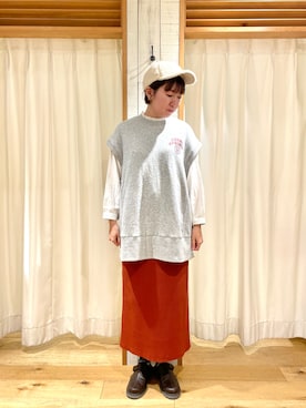 「タイトスカート」｜「アイテム（ベスト、グレー系）」を使った、かわもと　ももこさん（レディース・158cm）の秋コーディネート