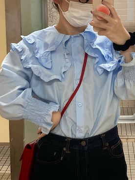 「sheinのアイテム（シャツ/ブラウス、ブルー系）」を使った、aさん（レディース・160cm）の秋コーディネート