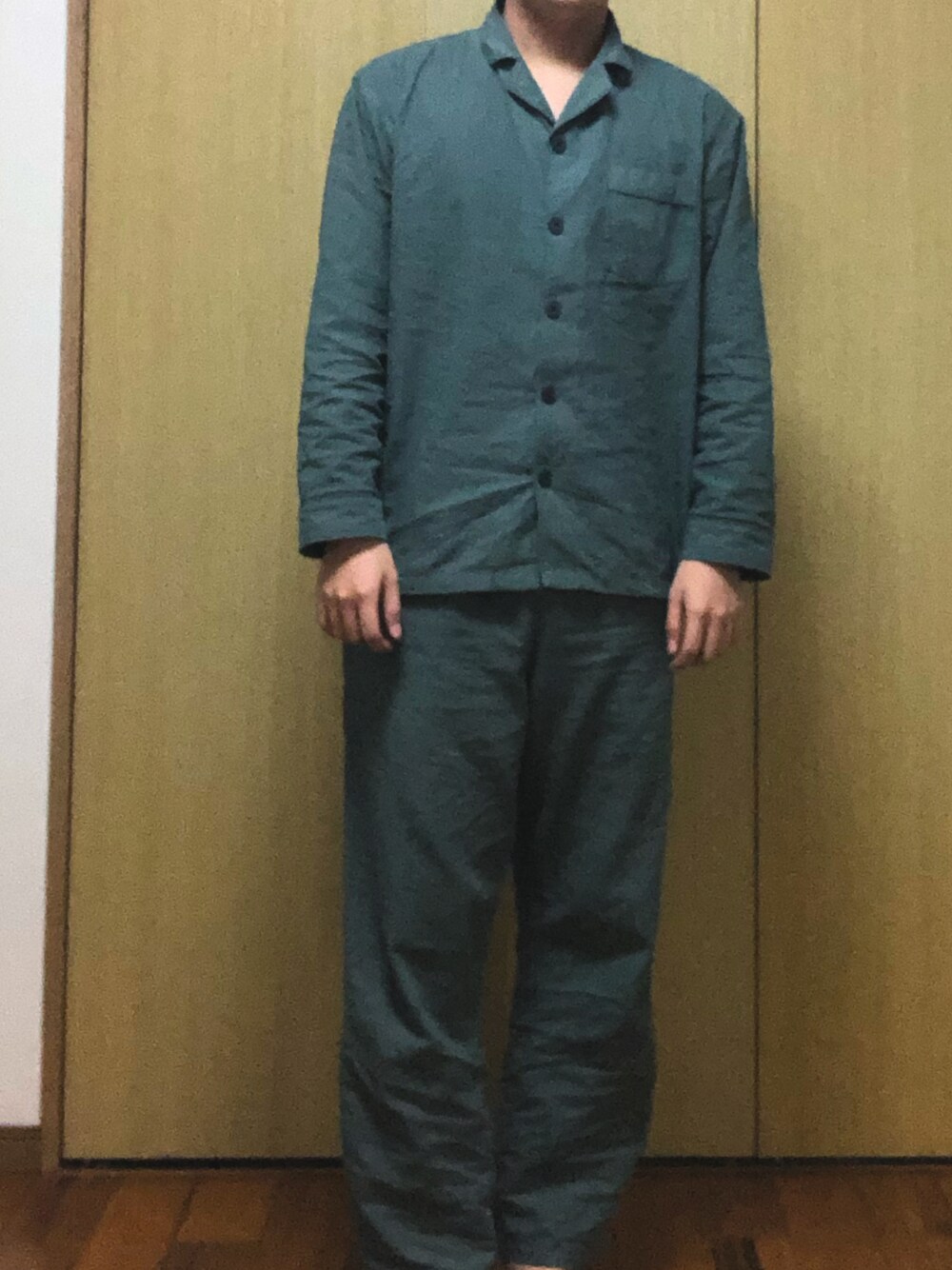 「だから秋服が好き、お洒落さんとつながりたい、ルームウェア、パジャマ、GU、プチプラ、いいね、save、フォローお願いします🤑」｜「GUのアイテム（ルームウェア/パジャマ、グリーン系）」を使った、A Y Aさん（メンズ・171cm）の秋コーディネートの1枚目の写真