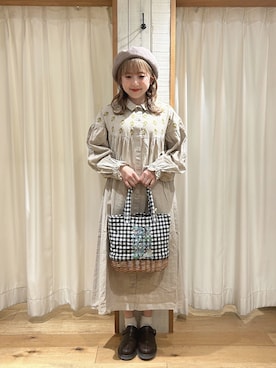 「刺繍」｜「アイテム（ハンチング/ベレー帽）」を使った、あぶさん（レディース・152cm）の秋コーディネート