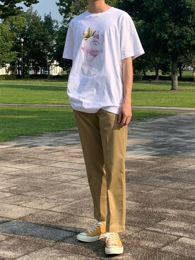 「UNIQLO（ユニクロ）のアイテム（Tシャツ/カットソー、ホワイト系）」を使った、snobさん（メンズ・172cm）の夏コーディネート