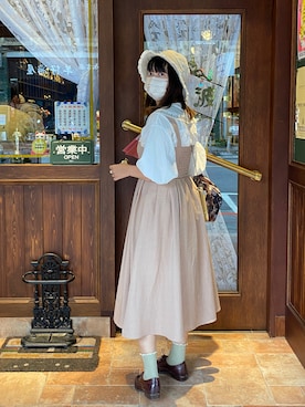 「アイテム（ワンピース/ドレス、ベージュ系）」を使った、ハチさん（レディース・155cm）の春コーディネート