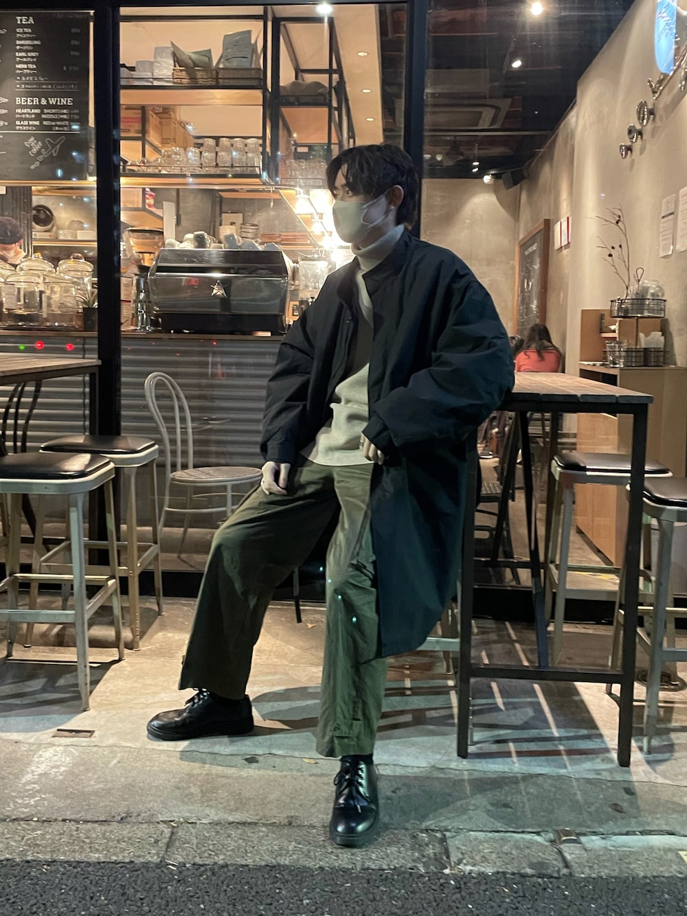 「冬のコーデ、大人コーデ、大人カジュアル、冬、ストリートコーデ、今日のコーデ、ミリタリー、ミリタリーコーデ、カーゴパンツ、モッズコート、モッズコート 黒、ミリタリーコート、いいね、save、フォローお願いします🤑」｜「FREAK'S STOREのWEB限定 ビッグシルエット M-65 ライナーセットモッズコート/コート＆キルティングライナーセット/2枚セット/3WAY（モッズコート、ブラック系）」を使った、kocoinsさん（メンズ・178cm）の冬コーディネートの1枚目の写真