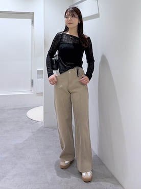 「FREE'S MART（フリーズマート）の◆シアーストライプワンショルシャーリングカットソー（Tシャツ/カットソー、ブラック系）」を使った、takamiさん（レディース・164cm）の夏コーディネート