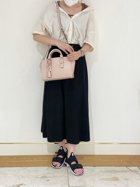 Samantha Thavasa サマンサタバサ のショルダーバッグ ピンク系 を使った人気ファッションコーディネート Wear Samantha Thavasa サマンサタバサ のショルダーバッグ ピンク系 を使った人気ファッションコーディネート Wear