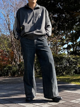 「MONO-MART（モノマート）のヴィンテージメイクタックフレアデニムパンツ（デニムパンツ、ブラック系）」を使った、GBさん（メンズ・180cm）の冬コーディネート