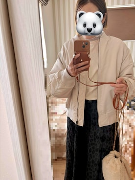 「アイテム（デニムスカート）」を使った、ぱーやんさん（レディース・164cm）の秋コーディネート