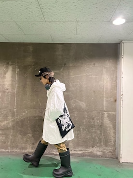 「BALENCIAGA」｜「アイテム（ミリタリージャケット）」を使った、kaikai888さん（メンズ・168cm）の冬コーディネート
