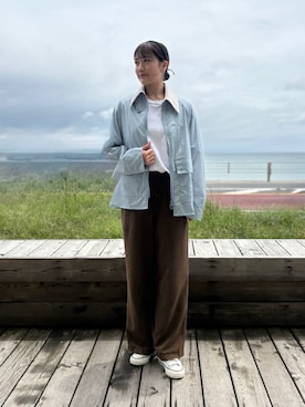 「Barbour（バブアー）のワンポイントロゴ 胸ポケット TシャツJapan Exclusive（レディース）（Tシャツ/カットソー、ホワイト系）」を使った、Barbour スタッフさん（レディース・159cm）の夏コーディネート