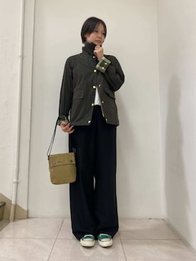 「Barbour（バブアー）のアイテム（その他アウター）」を使った、Barbour スタッフさん（レディース・167cm）の夏コーディネート