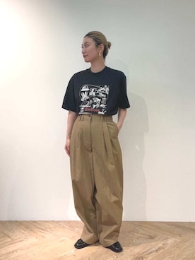 「Barbour（バブアー）のFishingプリント Tシャツ Japan Exclusive（Tシャツ/カットソー、ブラック系）」を使った、Barbour スタッフさん（レディース・157cm）の春コーディネート