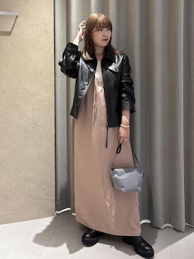 「アイテム（ワンピース/ドレス）」を使った、sanaさん（レディース・160cm・10代）の秋コーディネート
