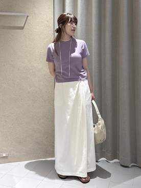 「SALON adam et rope'（サロン アダム エ ロペ）の【extreme cashmere（エクストリーム・カシミア）】tina ニットTシャツ（Knitwear、パープル系）」を使った、sanaさん（レディース・160cm）の夏コーディネート