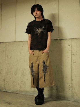 「GRANCY（グランシー）の【GRANCY】Rhinestone Crack Dirty Half-sleeve T-Shirt / ラインストーンクラックダーティ半袖Tシャツ（Tシャツ/カットソー、ブラック系）」を使った、 TAKATOさん（メンズ・172cm）の夏コーディネート