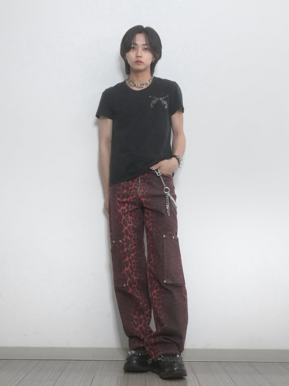 「TAKATO、GRANCY、夏コーデ、カジュアル、カジュアルコーデ、デートコーデ、y2k、半袖シャツ、Tシャツ、夏服」｜「GANNIのアイテム（パンツ、その他）」を使った、 TAKATOさん（メンズ・172cm）の夏コーディネートの1枚目の写真