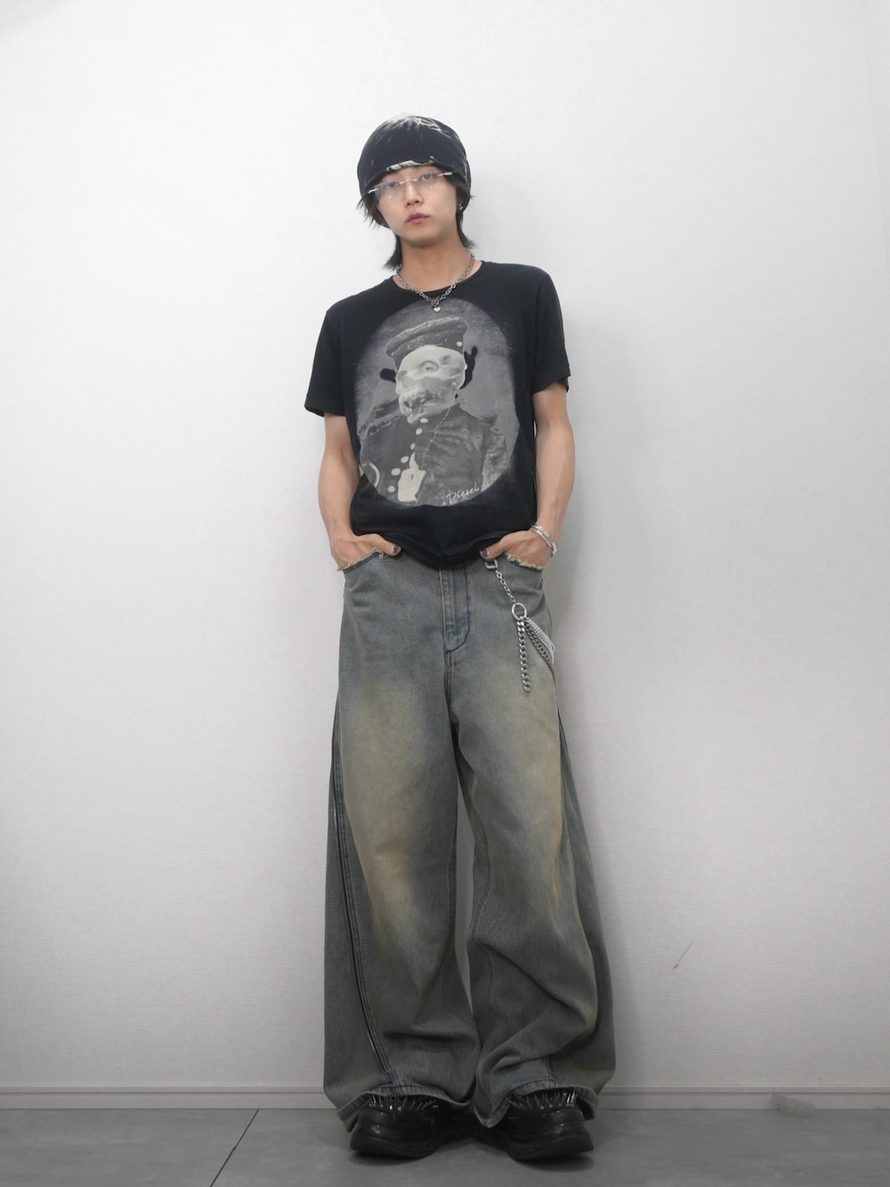 TAKATO｜GRANCYのデニムパンツを使った夏コーディネート - WEAR