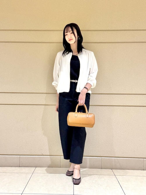 ANAYI トリアセサテン フードブルゾン ANAYI トリアセサテン フードブルゾン ANAYI（アナイ）の「ﾄﾘｱｾｻﾃﾝﾌｰﾄﾞ