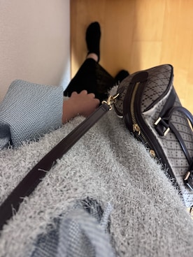 「Java（ジャバ）のアイテム（スニーカー）」を使った、夏紀さん（レディース・156cm）の春コーディネート