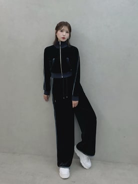 「アイテム（ブルゾン）」を使った、真里さん（レディース・162cm）の秋コーディネート