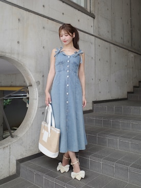 「アイテム（パンプス、イエロー系）」を使った、真里さん（レディース・162cm）の夏コーディネート